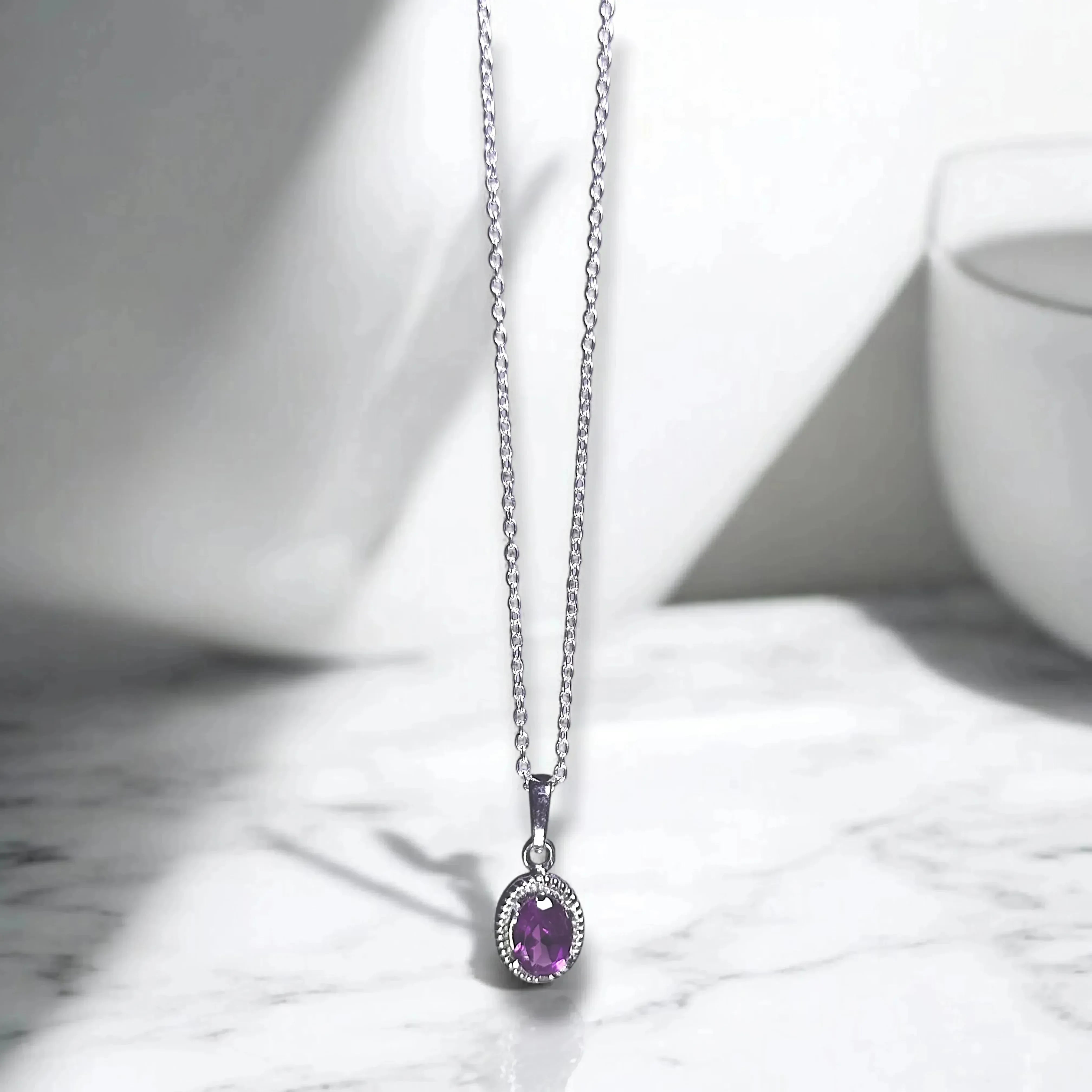 Elegant 925 Silver Amethyst Pendant - LA TATVA