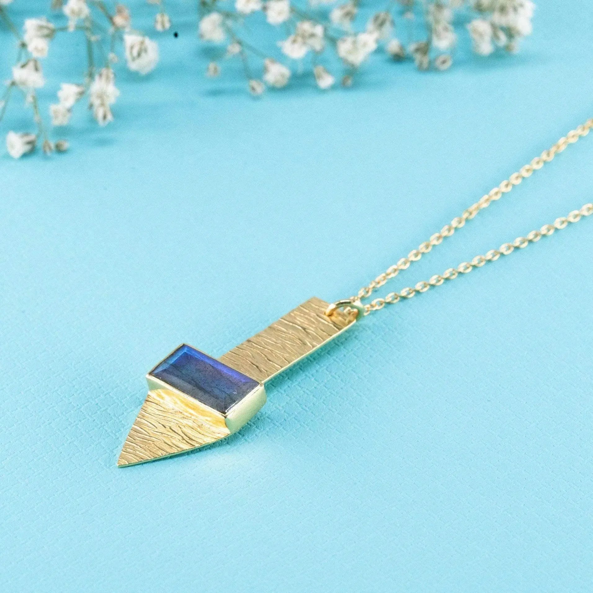 Labradorite Arrow Pendant - The Attractor - LA TATVA