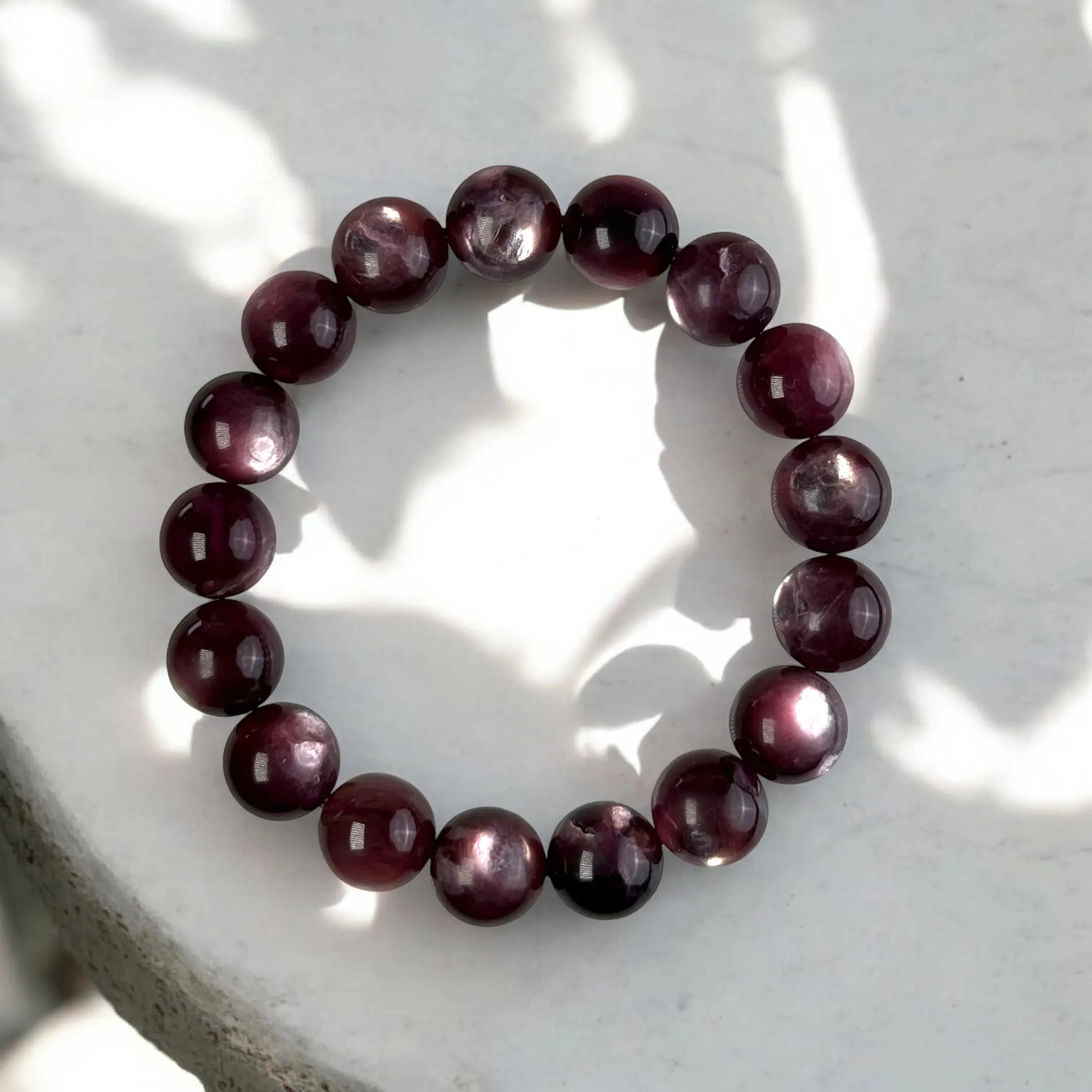 purple-lepidolite-the-crystal-of-spiritual-awakening-and-transformation-la-tatva-10675 - LA TATVA