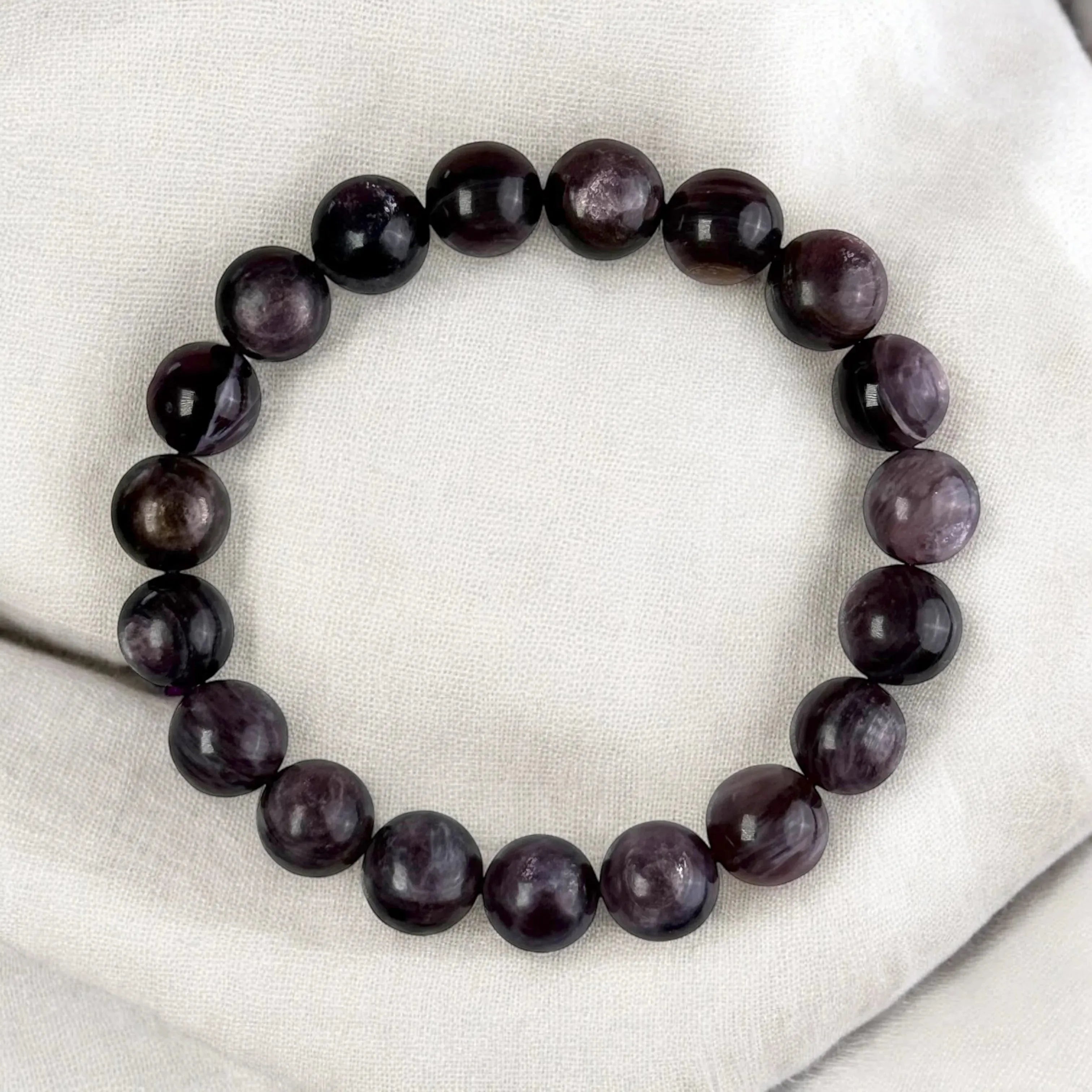 purple-lepidolite-the-crystal-of-spiritual-awakening-and-transformation-la-tatva-28387 - LA TATVA