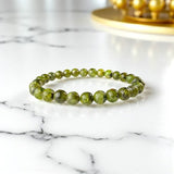 raw-peridot-bracelet-abundance-emotional-healing-and-positive-energy-la-tatva-1 - LA TATVA
