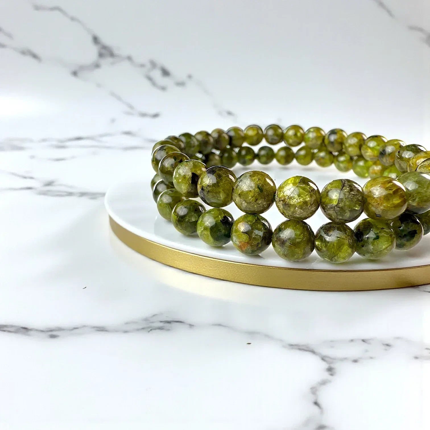 raw-peridot-bracelet-abundance-emotional-healing-and-positive-energy-la-tatva-3 - LA TATVA