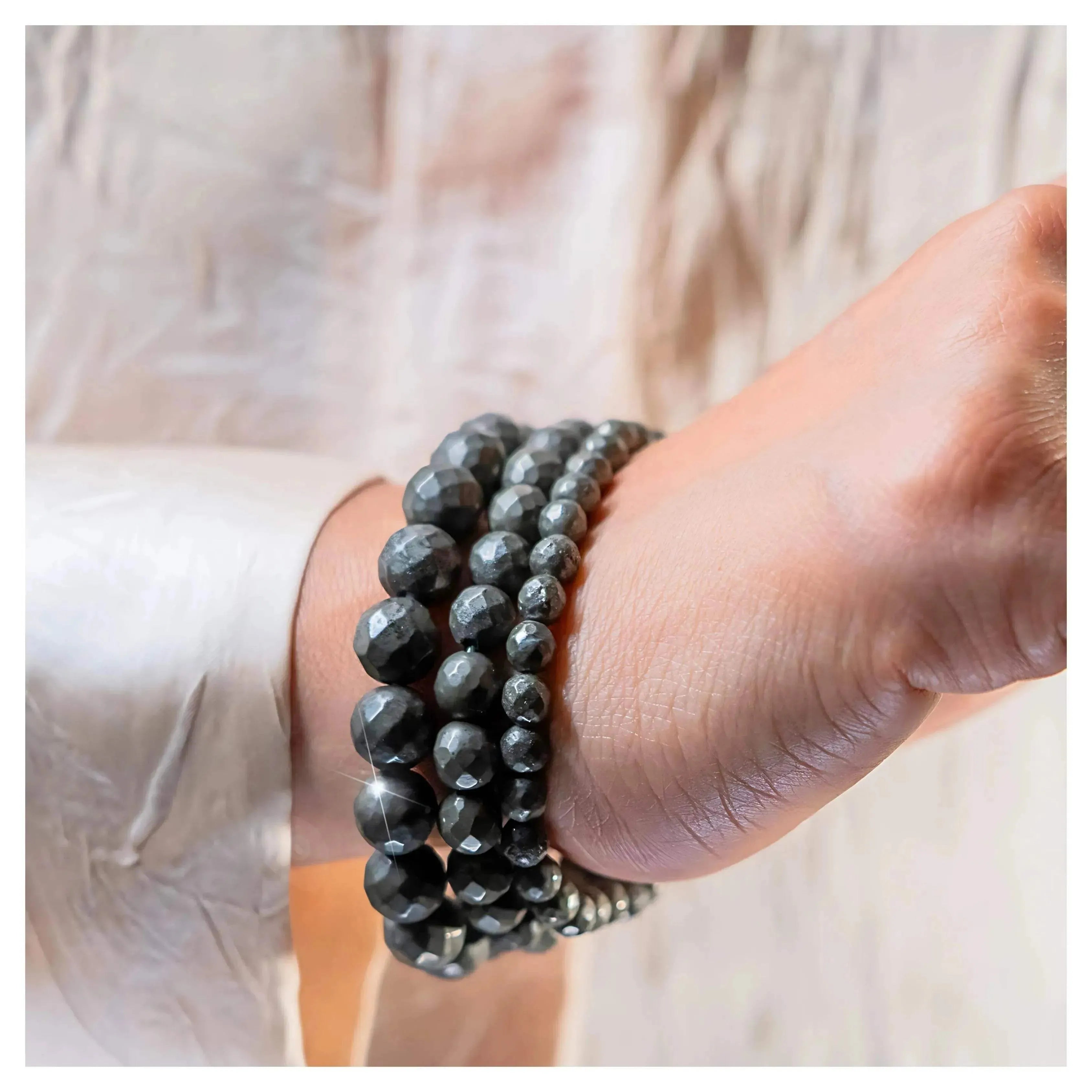 Raw Pyrite Bracelet - Elegant Diamond - LA TATVA